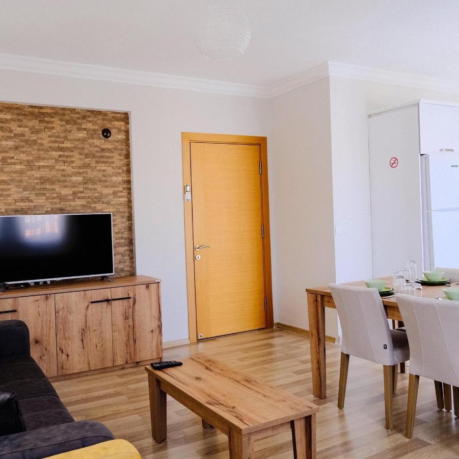 Apart Otel Ozgur *